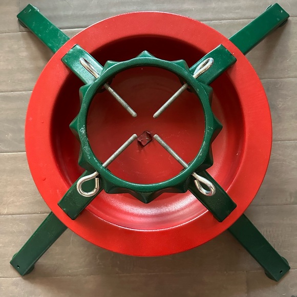 Christmas tree stand - Picture 2 of 4